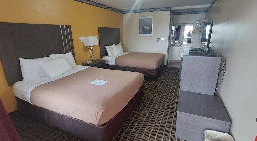 فندق Rodeway Inn