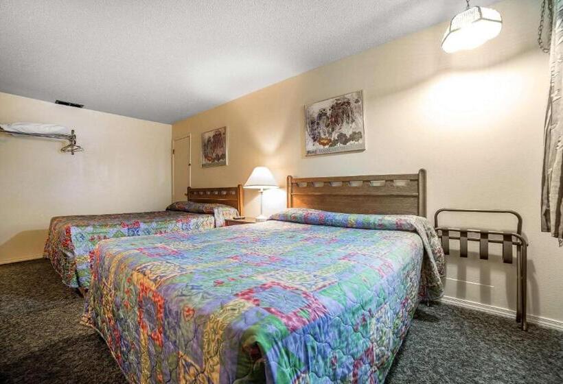 فندق Rodeway Inn