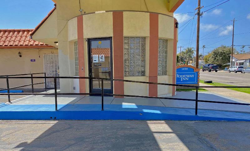 Отель Rodeway Inn