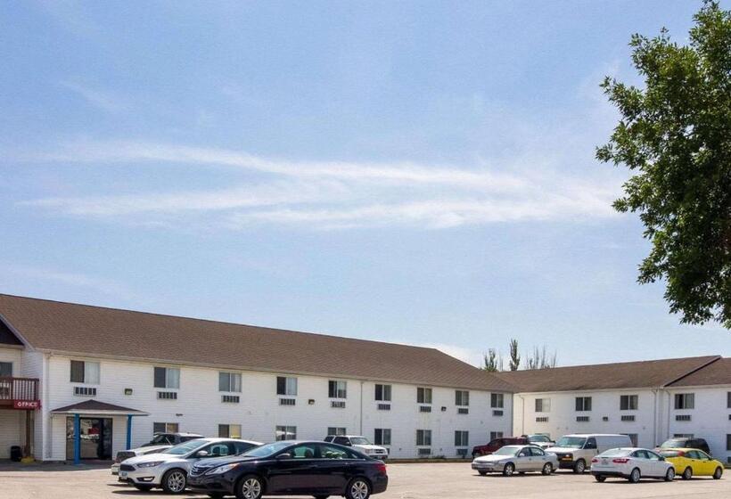 Отель Rodeway Inn