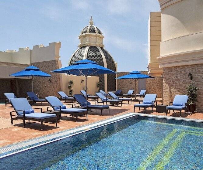 فندق Royal Rose Abu Dhabi, A Curio By Hilton Affiliated
