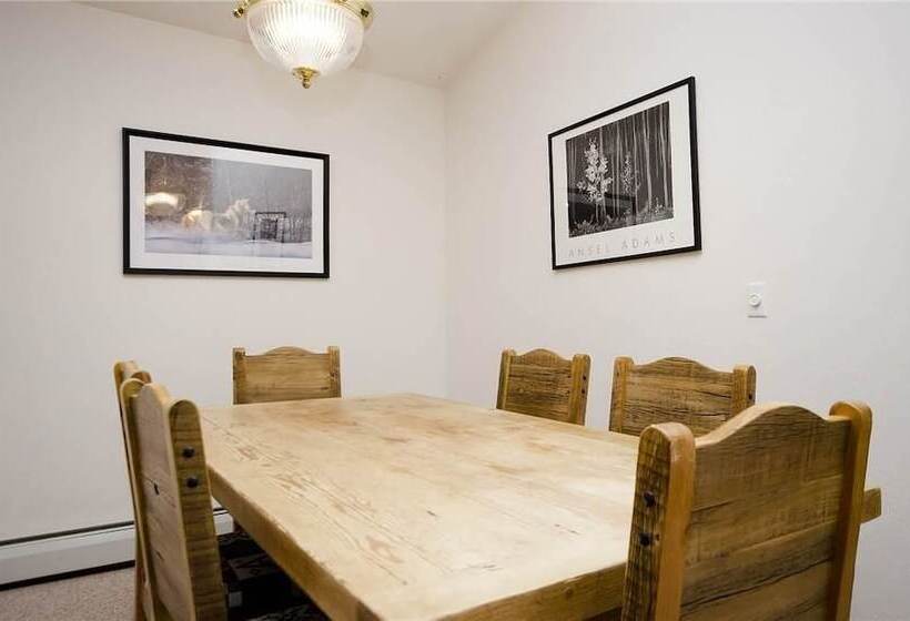 בית מלון כפרי Saddle Creek Townhomes By Pioneer Ridge Management