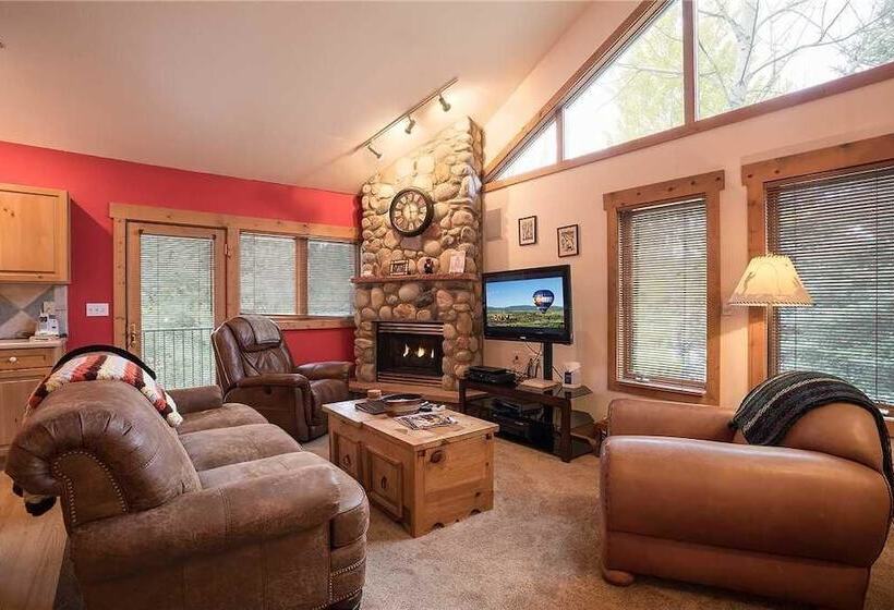 בית מלון כפרי Saddle Creek Townhomes By Pioneer Ridge Management