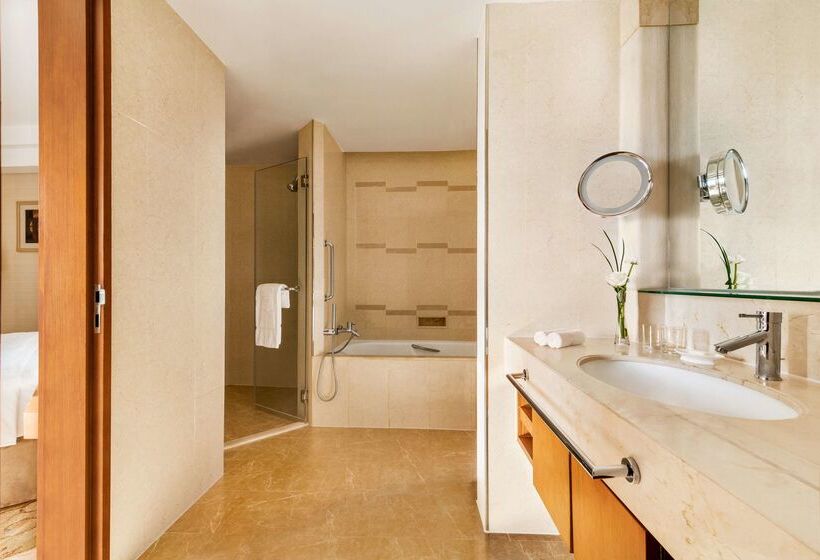 בית מלון כפרי Shangrila Huhhot