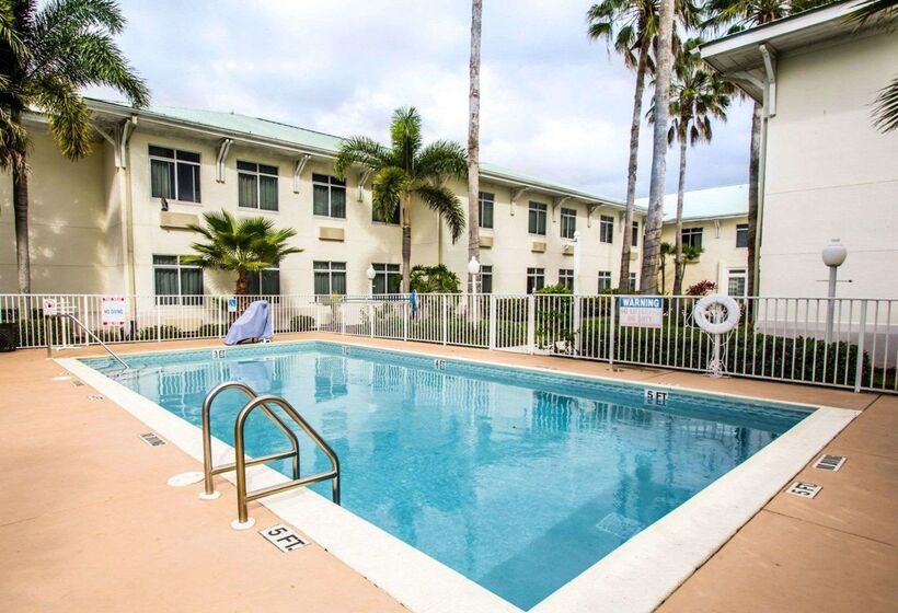 فندق Sleep Inn At Pga Village