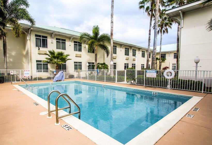 فندق Sleep Inn At Pga Village