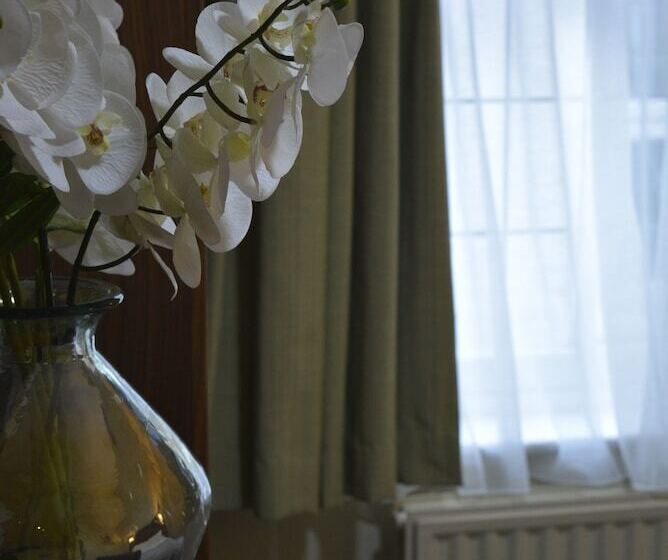 ホテル Stallingborough Grange