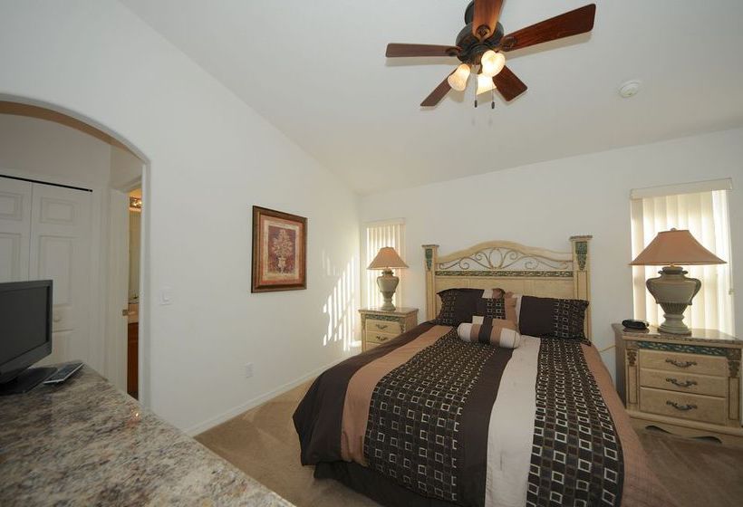 בית מלון כפרי Starmark Vacation Homes