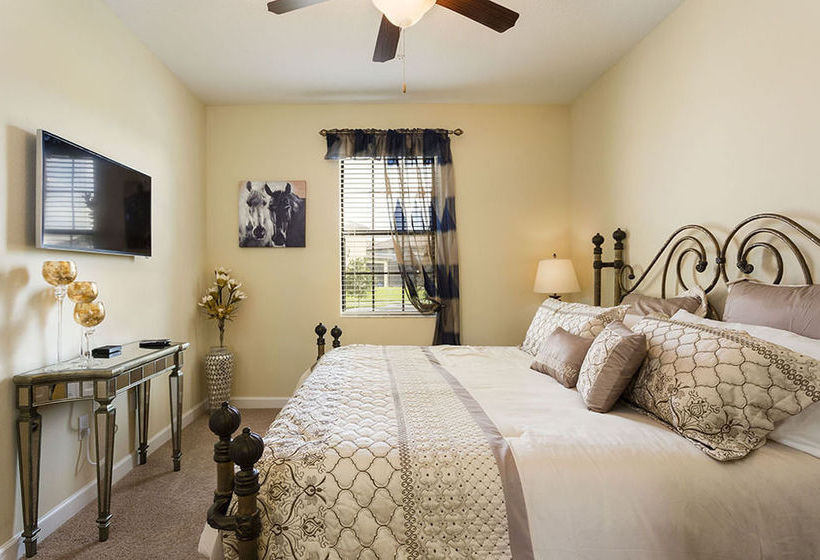 בית מלון כפרי Starmark Vacation Homes