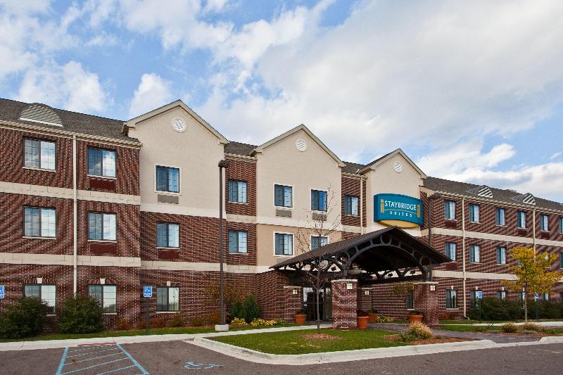 فندق Staybridge Suites Lansing   Okemos By Ihg