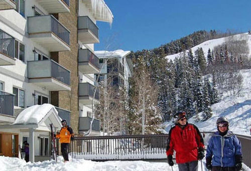 فندق Storm Meadows At Christie Base