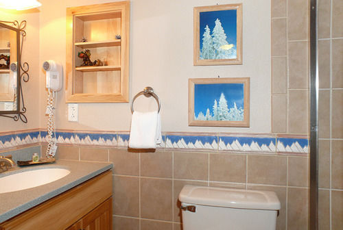 فندق Storm Meadows At Christie Base