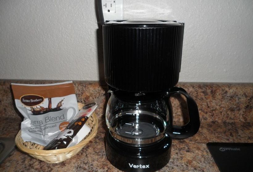 Отель Studio 6 Gorman  Lebec