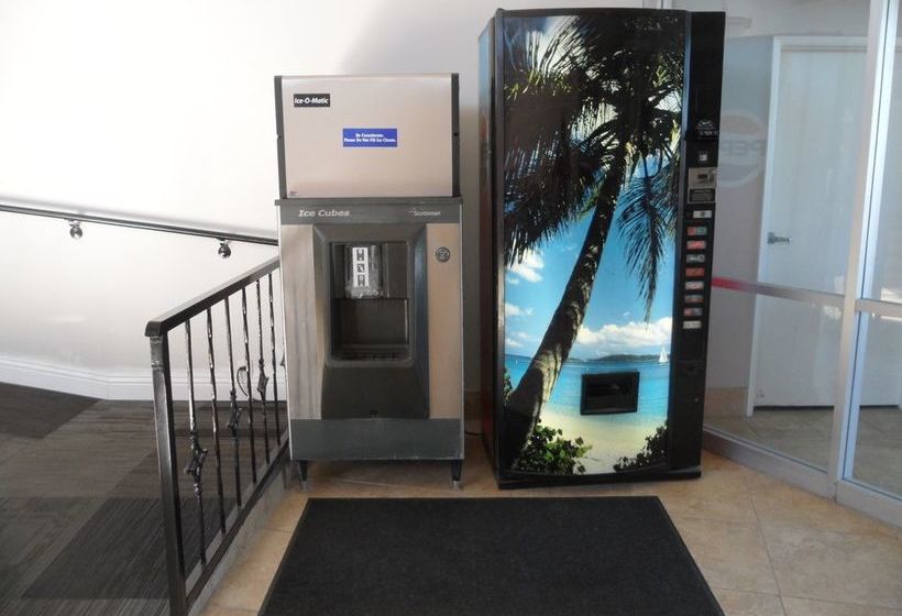 Отель Studio 6 Gorman  Lebec