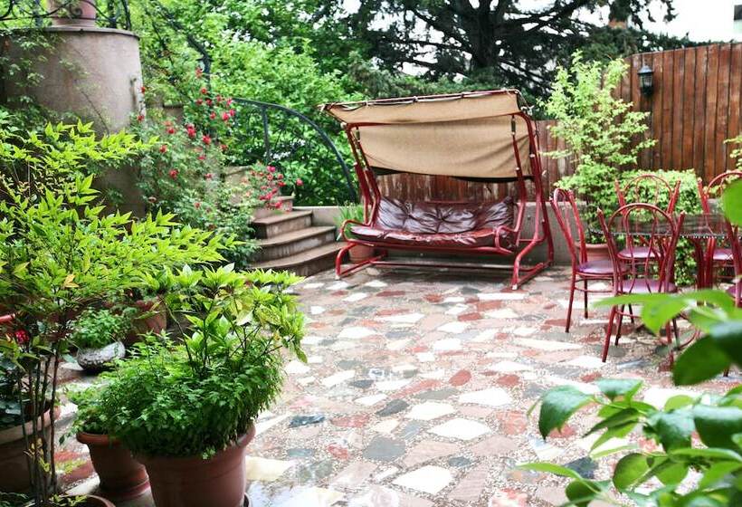 هتل Splendid Tbilisi