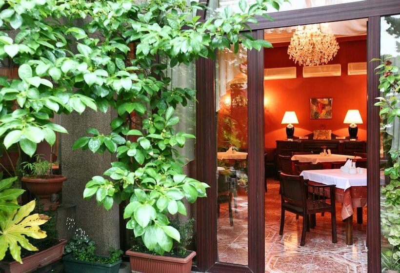 هتل Splendid Tbilisi