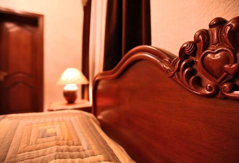 هتل Splendid Tbilisi