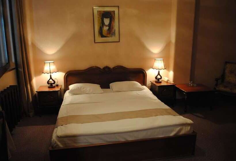 هتل Splendid Tbilisi