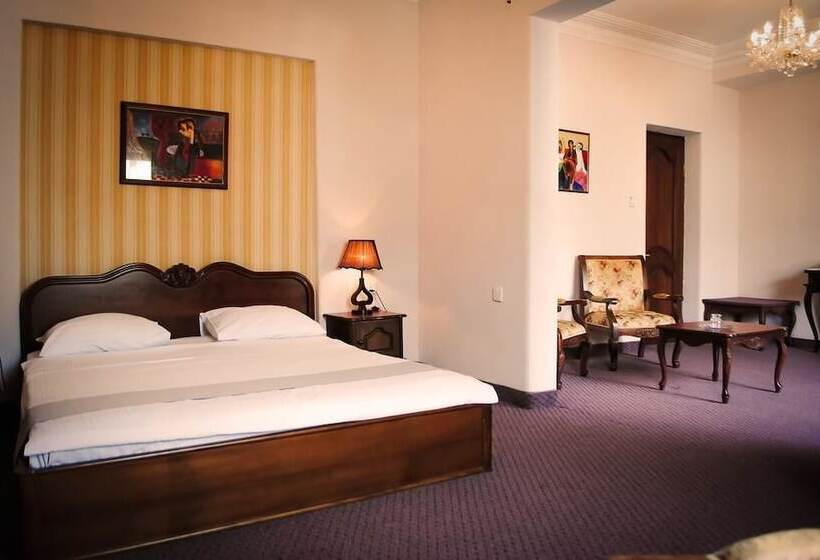 هتل Splendid Tbilisi