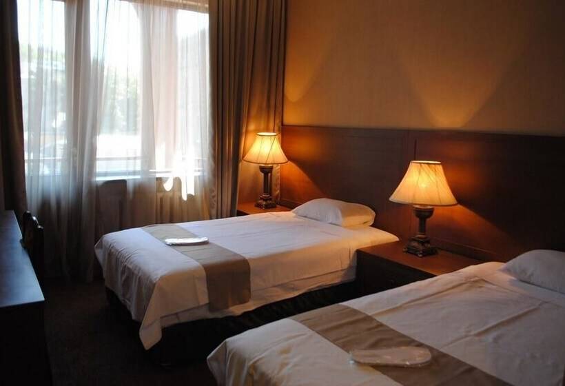 هتل Splendid Tbilisi