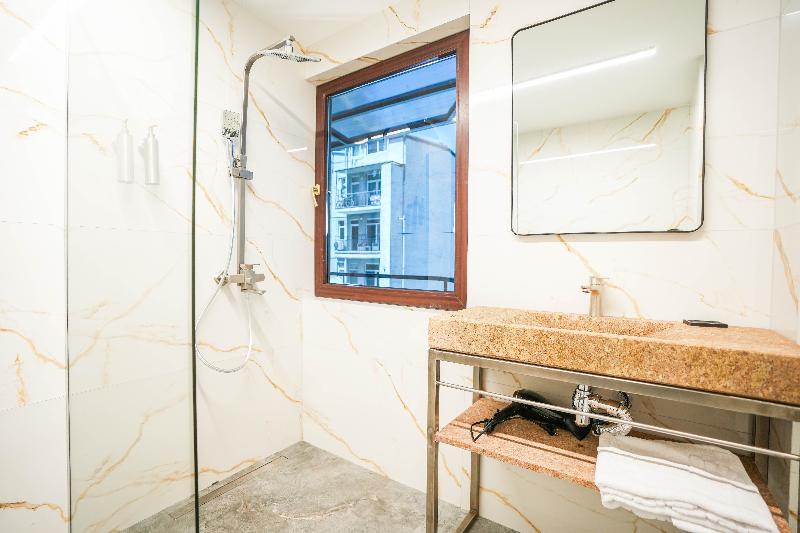 هتل Splendid Tbilisi