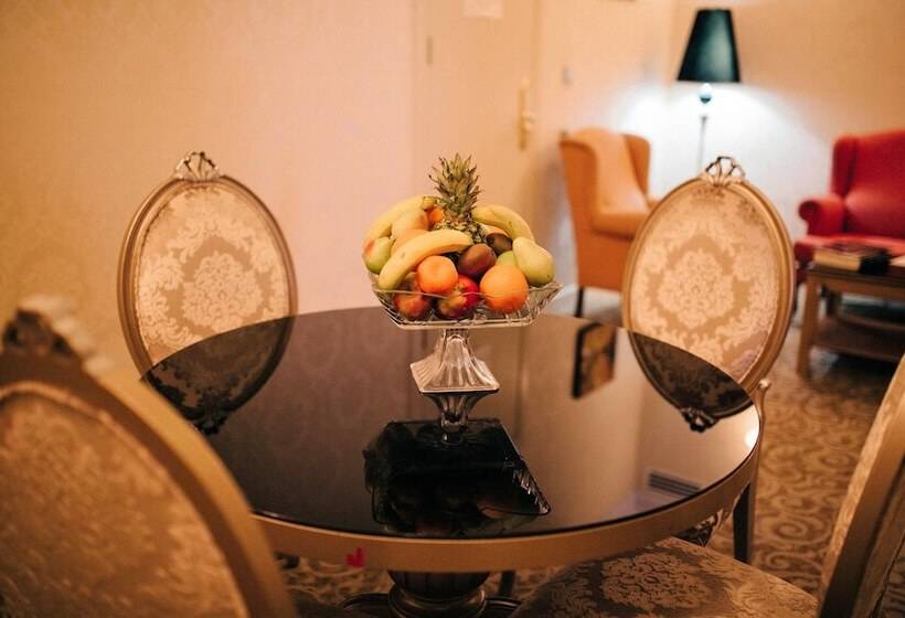 هتل Teatro Boutique