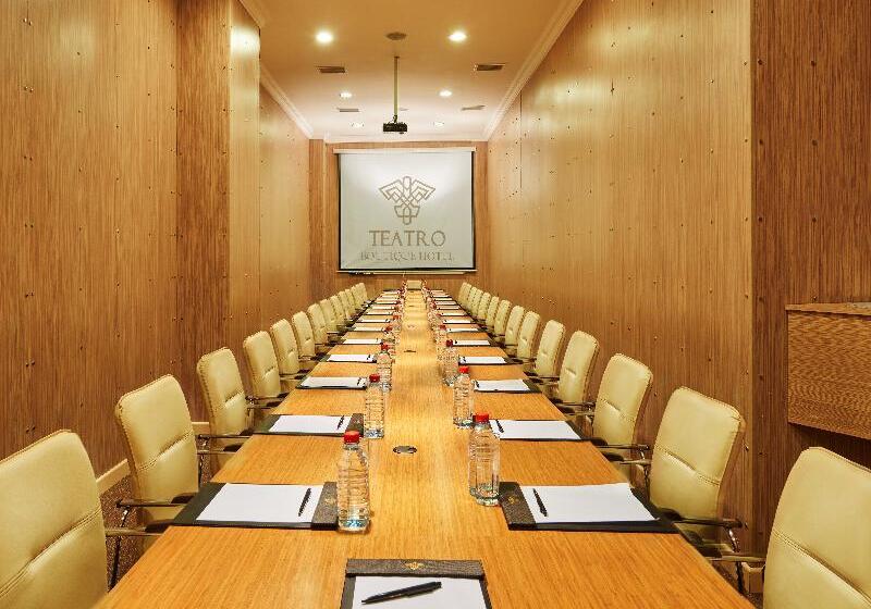 هتل Teatro Boutique