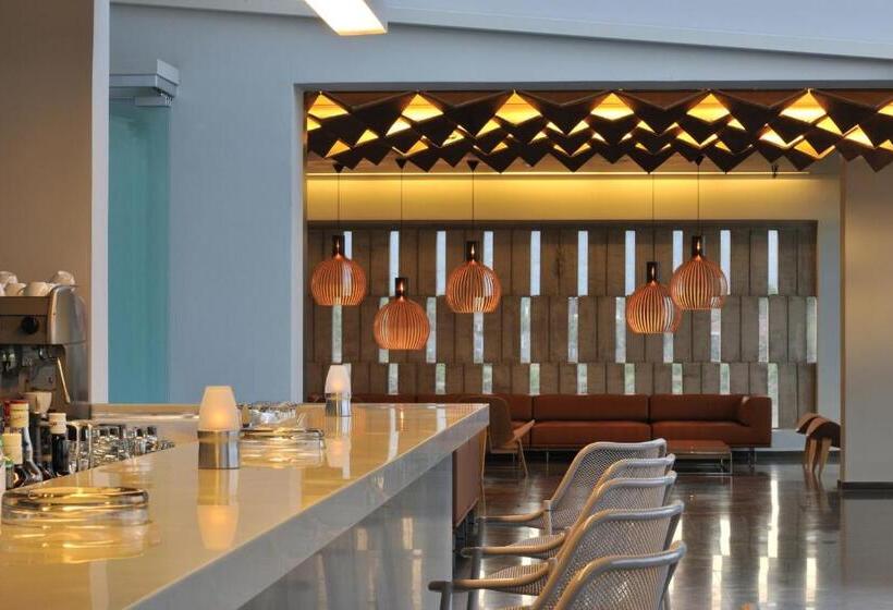 هتل Thalatta Seaside