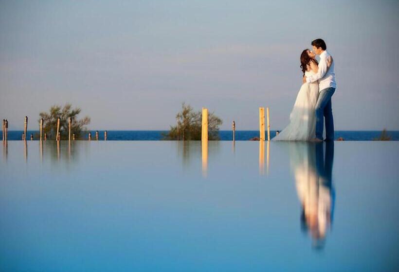 هتل Thalatta Seaside