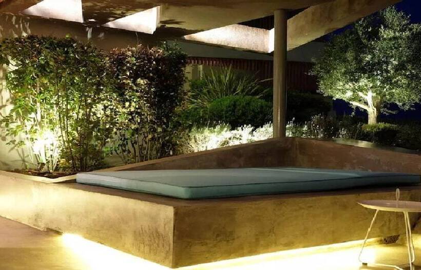 هتل Thalatta Seaside