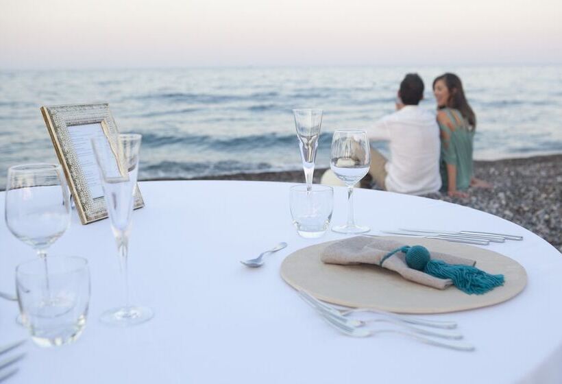 هتل Thalatta Seaside