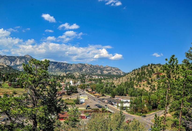 Отель The Historic Crags Lodge