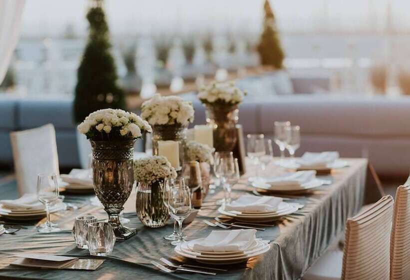 호텔 The Ritzcarlton, Herzliya