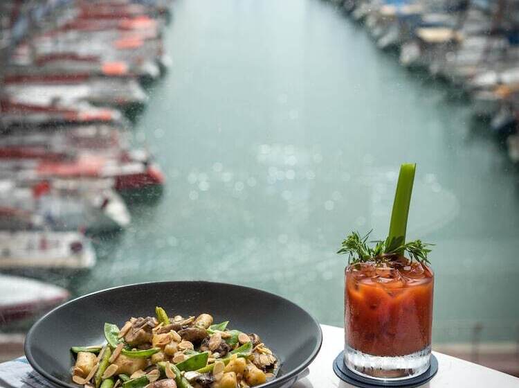 호텔 The Ritzcarlton, Herzliya