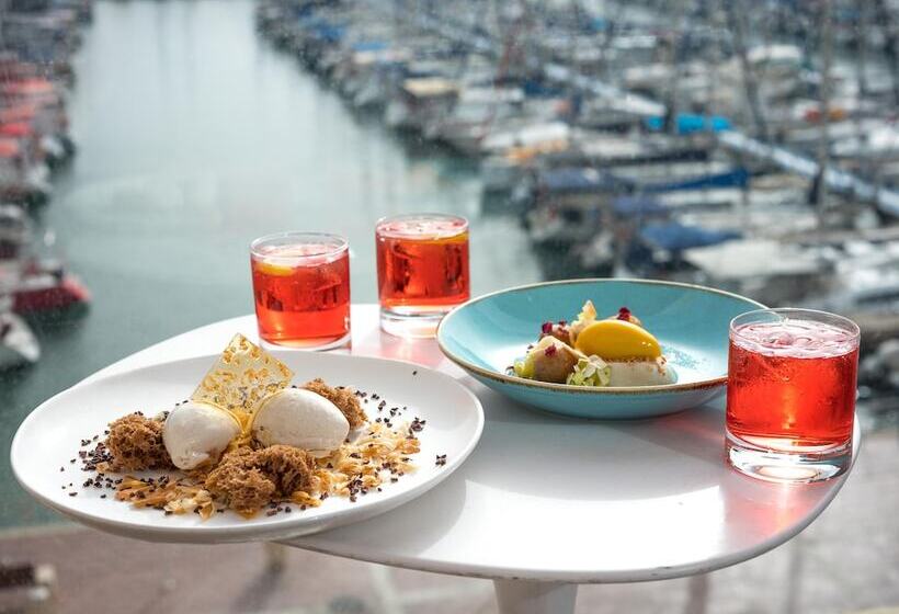 호텔 The Ritzcarlton, Herzliya