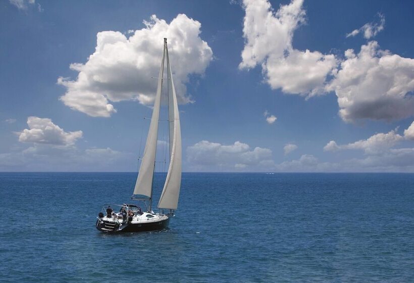 호텔 The Ritzcarlton, Herzliya