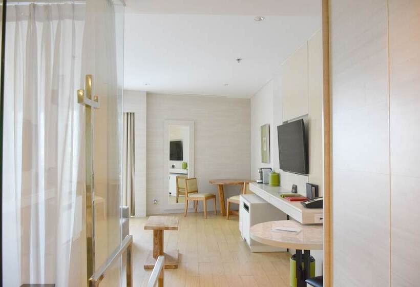 فندق The Stones   Legian, Bali   Marriott Autograph Collection