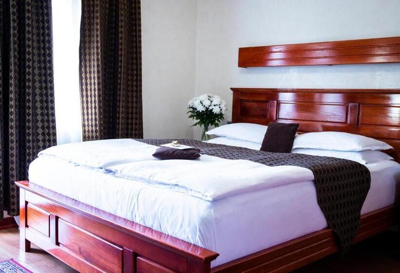 هتل Vila Prezident