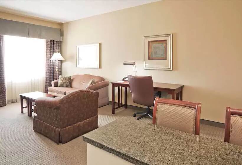 فندق Westay Suites   Covington/mandeville