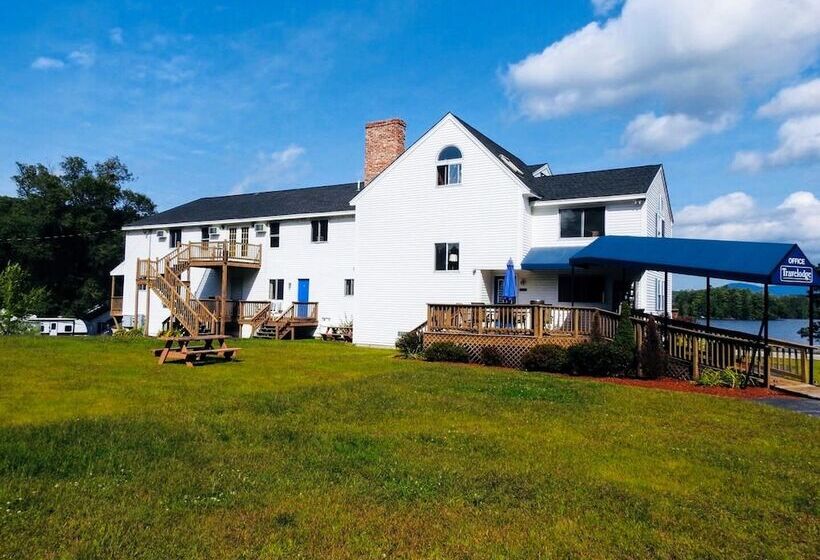 فندق Winnisquam Lake Inn