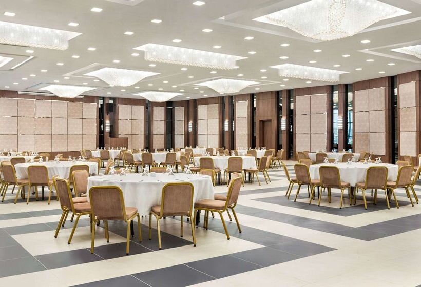 Отель Wyndham Garden Diyarbakır