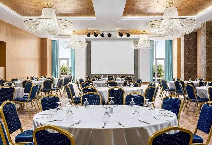 Отель Wyndham Garden Diyarbakır