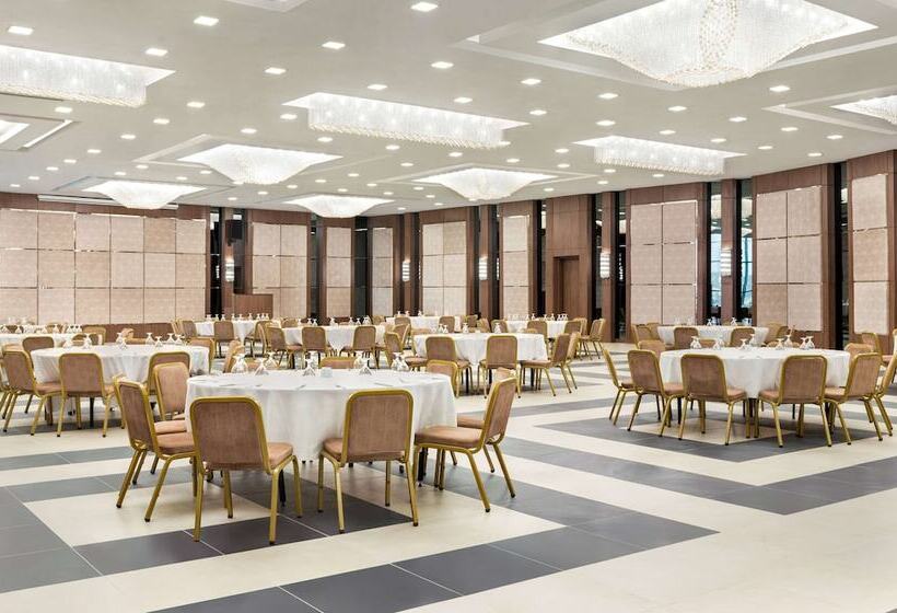 Отель Wyndham Garden Diyarbakır