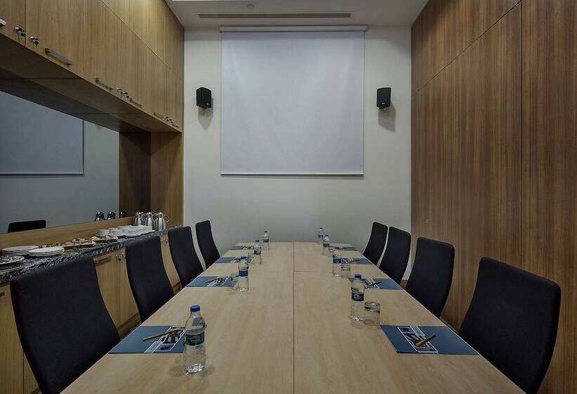 Отель Wyndham Garden Diyarbakır