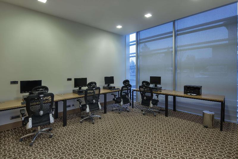 Отель Wyndham Garden Diyarbakır