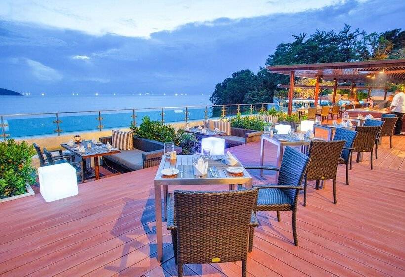 Отель Zenmaya Oceanfront Phuket, Trademark Collection By Wyndham