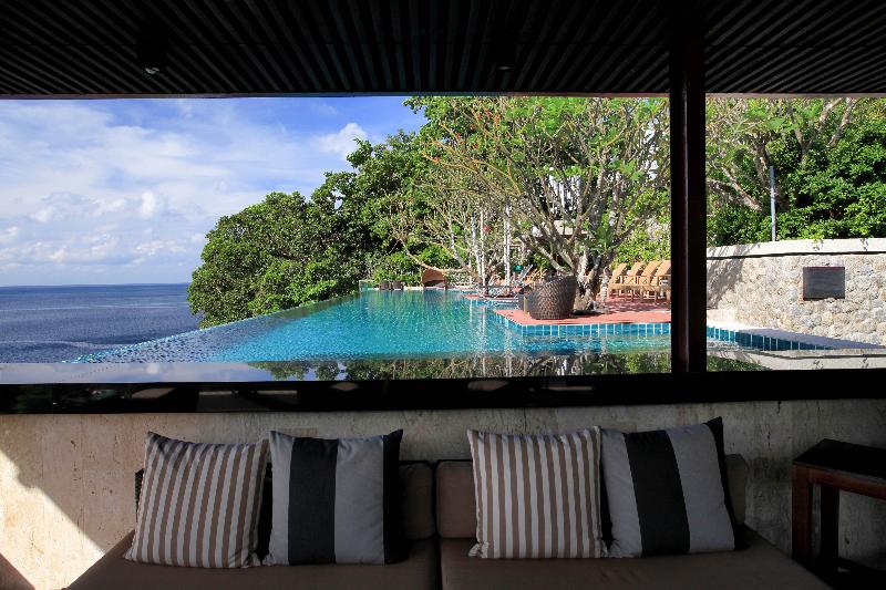 Отель Zenmaya Oceanfront Phuket, Trademark Collection By Wyndham