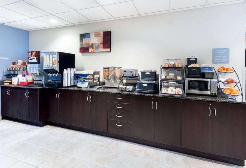 Microtel Inn And Suites Baton Rouge Airport