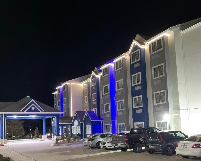 Microtel Inn And Suites Baton Rouge Airport