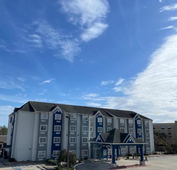 Microtel Inn And Suites Baton Rouge Airport